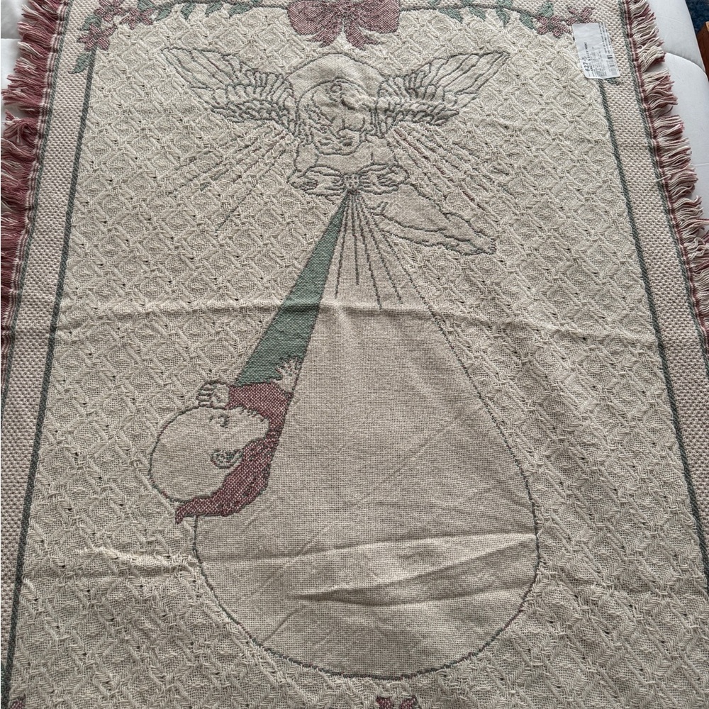 Angel Design Woven Throw Blanket - Cream and Green